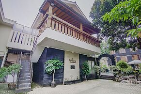 OYO 90094 Gayatri Residence