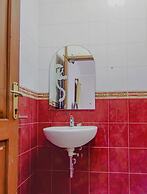 OYO 90094 Gayatri Residence