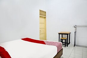 OYO 91959 La Khansa Homestay Syariah