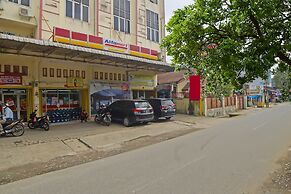 OYO 92371 Bb House Japaris