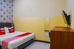 OYO 92371 Bb House Japaris