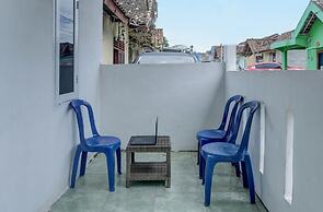 SPOT ON 92301 Penginapan Indola Near Masjid Al Muhtadin