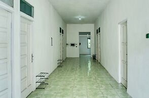 SPOT ON 92301 Penginapan Indola Near Masjid Al Muhtadin