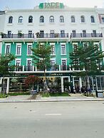 JADE HA LONG HOTEL