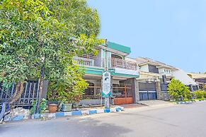 SPOT ON 91716 Kost Yy Syariah