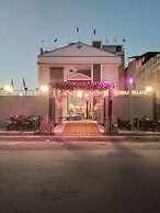 Hotel Vibharaj Palace