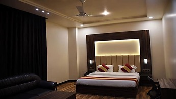 Hotel Vibharaj Palace