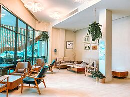 Eco Cozy Beachfront Resort Chaam