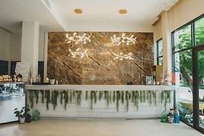 Eco Cozy Beachfront Resort Chaam