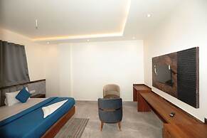 Hardik Palace By F9 Hotels