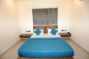 Hardik Palace By F9 Hotels