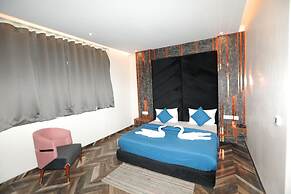 Hardik Palace By F9 Hotels