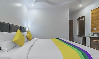 Hotel Peak View, 300 Mts From Mall Road