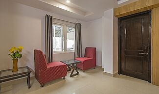 Hotel Peak View, 300 Mts From Mall Road