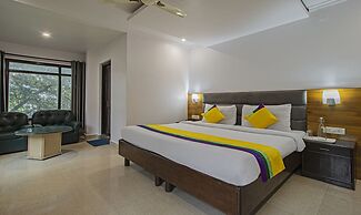 Hotel Peak View, 300 Mts From Mall Road