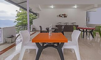 Hotel Peak View, 300 Mts From Mall Road