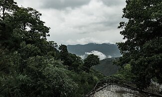 Hotel Peak View, 300 Mts From Mall Road