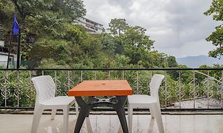 Hotel Peak View, 300 Mts From Mall Road