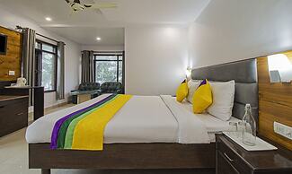 Hotel Peak View, 300 Mts From Mall Road