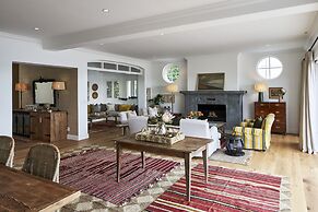 Buccara Noetzie - Craighross Castle