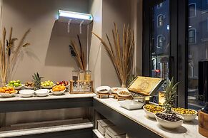 The Nest Hotel