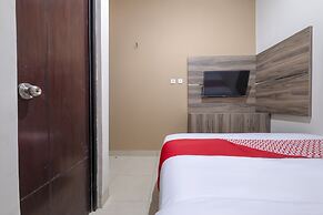 OYO Life 3248 Vision Residence Karawang