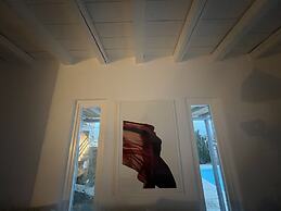 Luxurious Villa Oasis in Paros