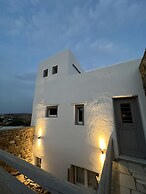 Luxurious Villa Oasis in Paros