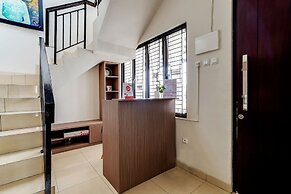 OYO Life 90211 I-sidji Inn