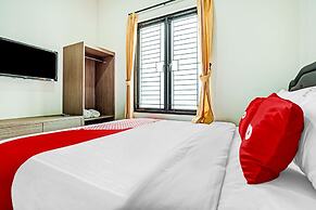 OYO Life 90211 I-sidji Inn