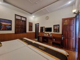 Window 2 Hotel
