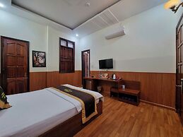 Window 2 Hotel