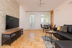 Jana Brożka Apartment Warsaw by Renters