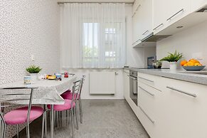 Jana Brożka Apartment Warsaw by Renters