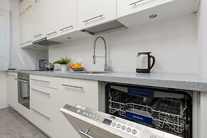 Jana Brożka Apartment Warsaw by Renters