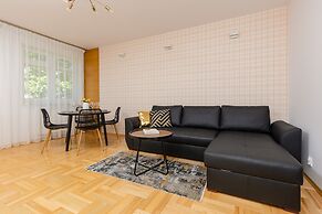 Jana Brożka Apartment Warsaw by Renters