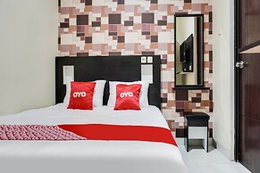 OYO 91646 fio colombus residence