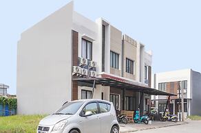 OYO 91646 fio colombus residence