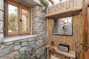 Naxian Serenity Suites