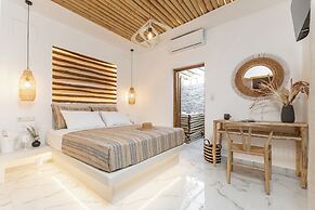 Naxian Serenity Suites