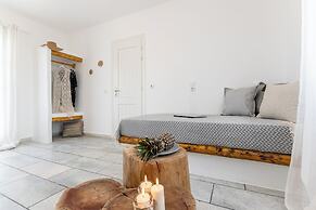 Naxian Serenity Suites