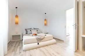 Naxian Serenity Suites