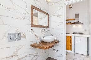 Naxian Serenity Suites