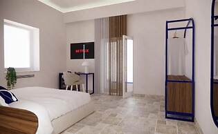 Villa Degli Dei - Private Waterfront Villa