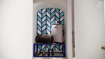 Villa Degli Dei - Private Waterfront Villa