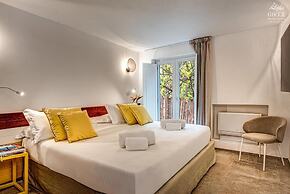 Villa Degli Dei - Private Waterfront Villa