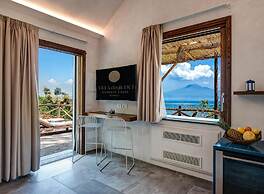 Villa Degli Dei - Private Waterfront Villa