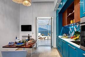 Villa Degli Dei - Private Waterfront Villa