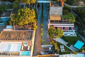 Villa Degli Dei - Private Waterfront Villa