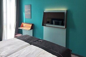 Holiday Inn - the niu, Pax Berlin Airport by IHG